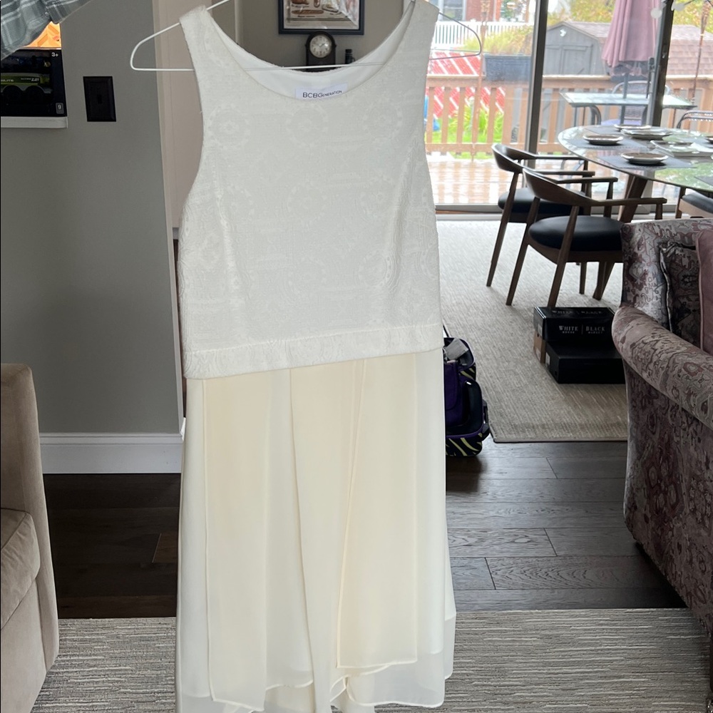 BCBG Elegant White and Cream Sleeveless Dress